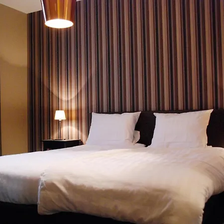 Jachthuis Au Bois Du *